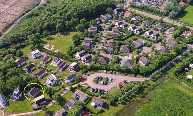 Municipality of Vlissingen House | 5-person holiday home in Vlissingen 2 adults + 3 children or 4 adults