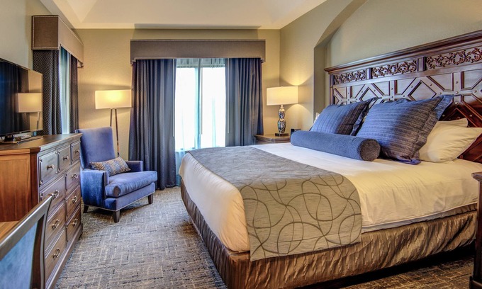 Bay Lake Villa | 5 Pools, 2 Lazy Rivers & Lots of Family Fun- Bonnet Creek Resort.