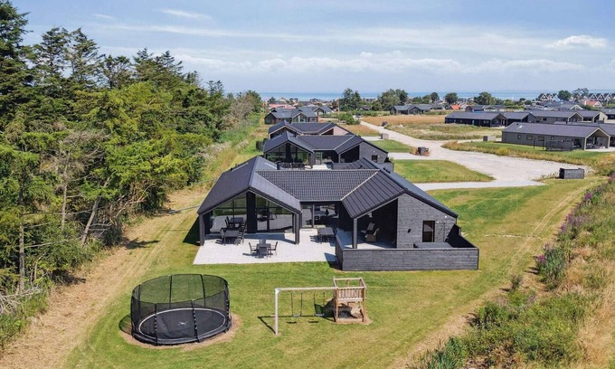 Hasmark Strand House | 5 star holiday home in Otterup