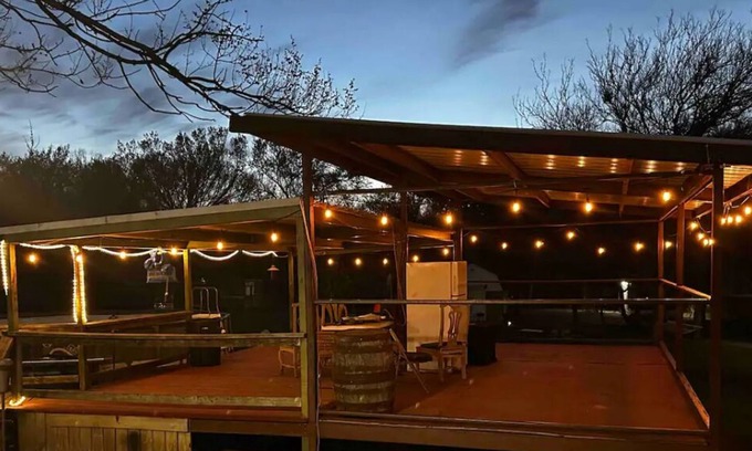 Azle Apartment | 5 star Luxury tiny house, peaceful, POOL with covered deck! kayaks, 1 gig WiFi!