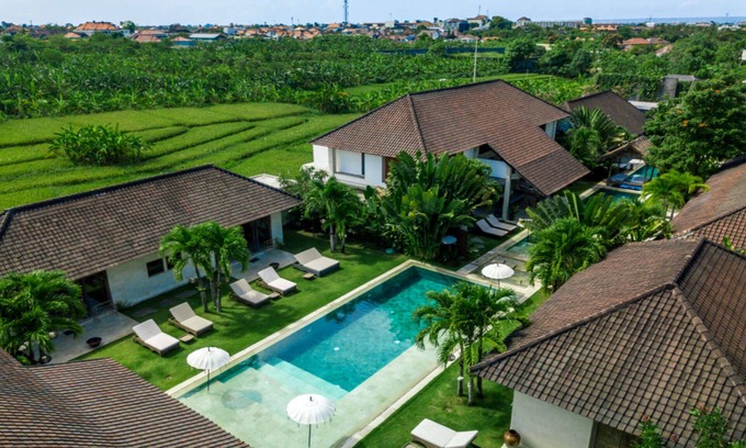 Seminyak Villa | 5 Star Villa for Rent in Bali, Bali Villa 2084