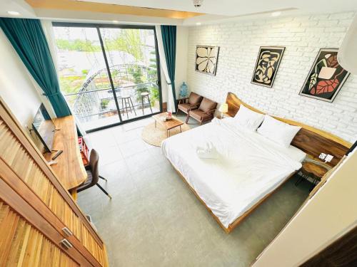 Ninh Kieu Apartment | 502MSNK Luxe Studio with River View & Balcony & Kitchen