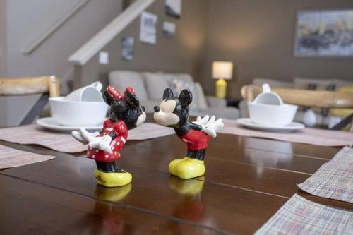 Kissimmee House | 5370 INCREDIBLE 8 MINS TO DISNEY LUCAYA VILLAGE RESORT