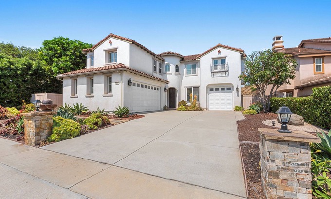 San Elijo Hills House | 5BR 2.5BA Home Oceanview & in-ground Spa in gated community of San Elijo Hills!