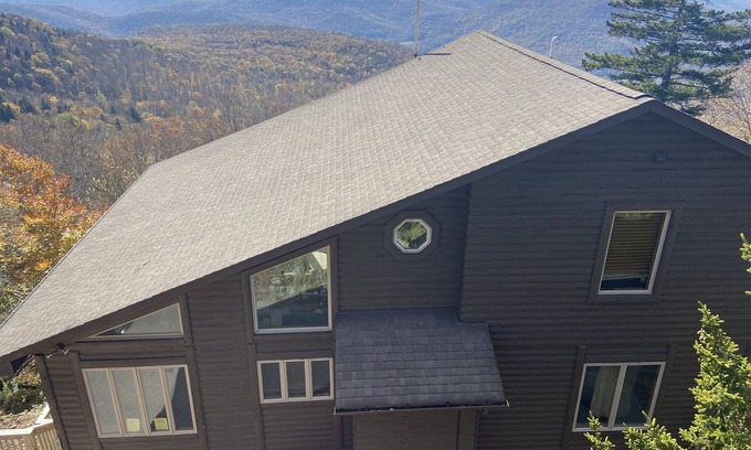Snowshoe Ski Chalet | 5BR Chalet at Snowshoe w/Hot Tub and On-Call Van