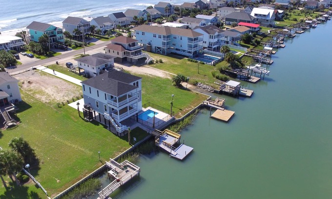 Murrells Inlet House | 5BRM LUXURY BEACH RENTAL- ON INLET W/PRIVATE POOL & STEPS TO OCEAN