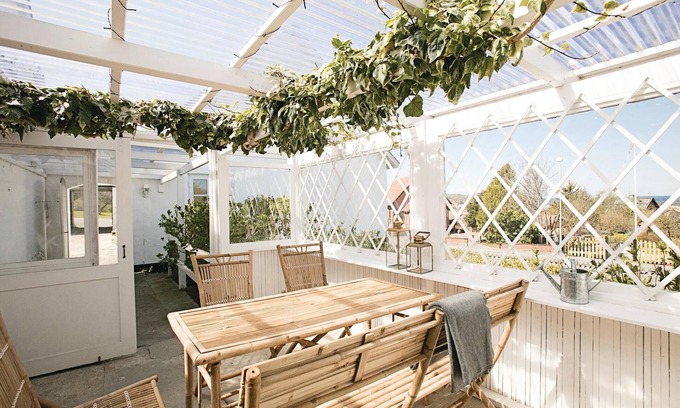 Tejn House | 6 bedroom accommodation in Allinge