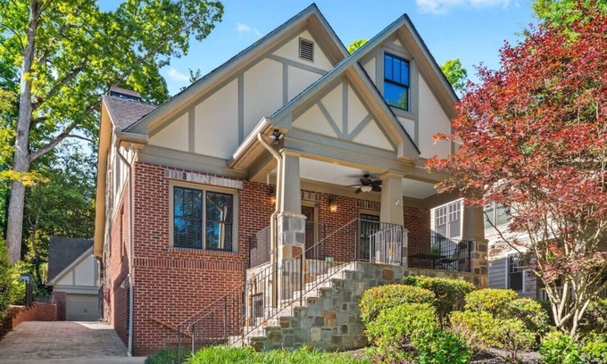 East Side House | 6 Bedroom Luxury Home in ATL's #1 Neighborhood