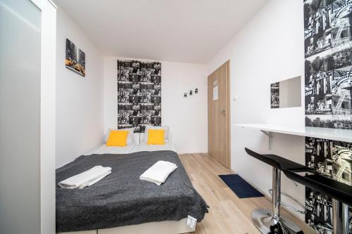 Nowa Praga Apartment | 6 Cities Rooms