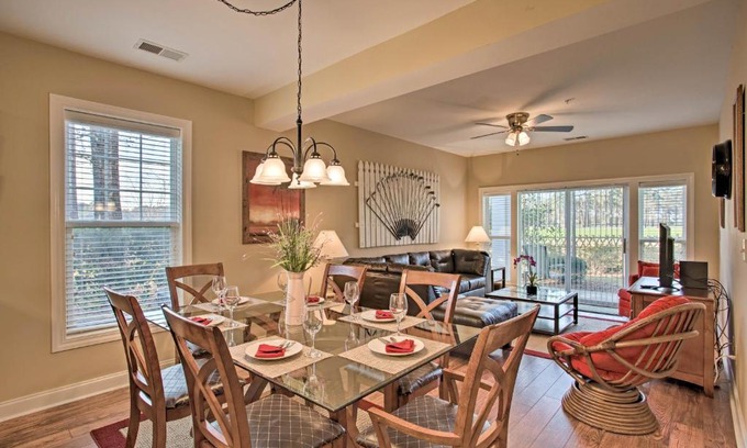 Carolina Forest Apartment | 6 Mi to Boardwalk Condo with Pool in Myrtle Beach