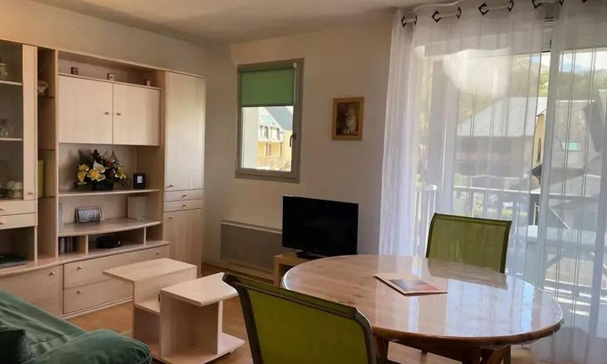 Vielle-Aure Apartment | 6-PERSON APARTMENT RESIDENCE HAMEAU DU PRE CLOS