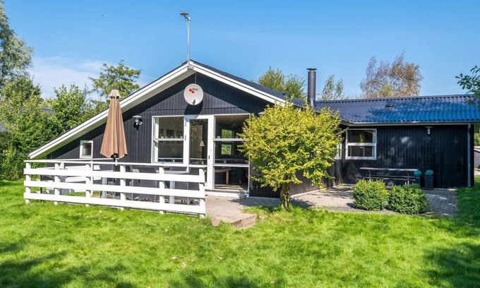 Bork Havn House | 6 person holiday home in Hemmet-By Traum