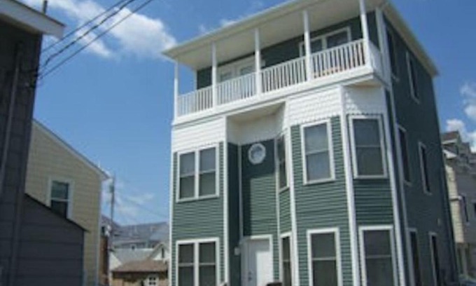 Lavallette House | 65 East Atlantic Way, Lavalette, New Jersey