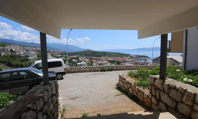 Senj Apartment | 65 m² apartment with air conditioning, TV, balcony & sea view,