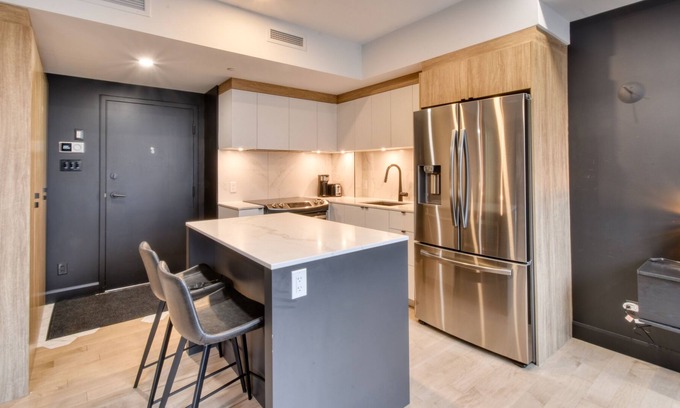Haute-Ville Condo | #657 CONDO NEUF 1 ch. fermée Vieux-Québec rue St-Jean
