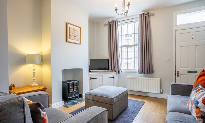 York Cottage | 7 Buckingham Street - a family break that sleeps 4 guests in 2 bedrooms