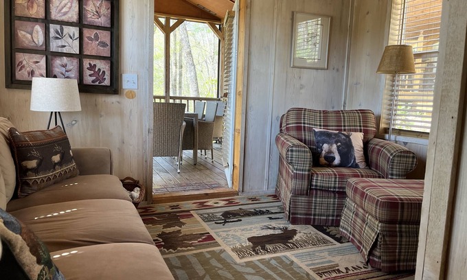 Franklin Cabin | #7 High Country Haven Camping and Cabins