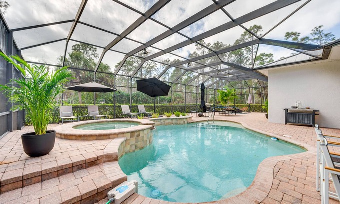 Naples House | 7 Mi to Great Wolf Lodge Water Park: Luxury House