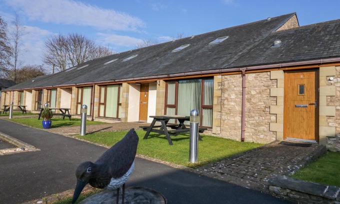 Tewitfield House | 7 Sandpiper