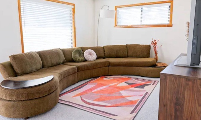 South Westminster House | 70's themed main level of home mins from DT Denver