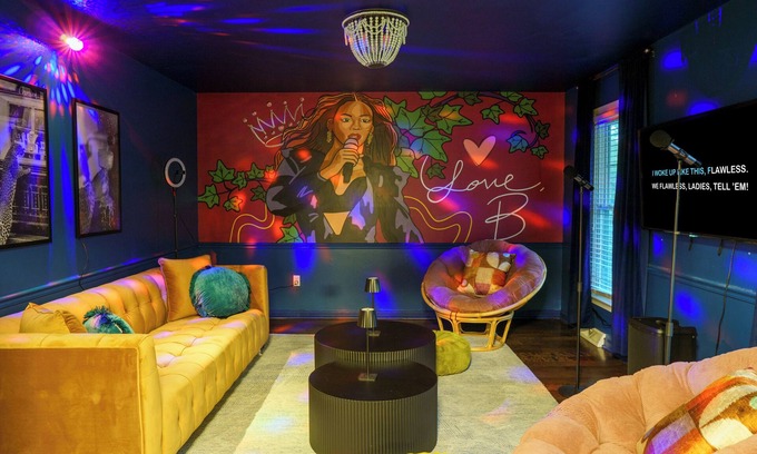 Marlwood Acre House | 8 Beds, Large Groups, Karaoke, Firepit