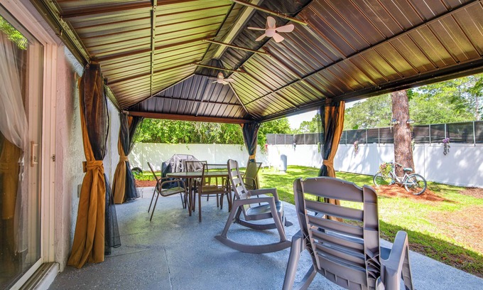 Candler House | 8 Mi to Silver Springs: Tranquil Home w/Gazebo