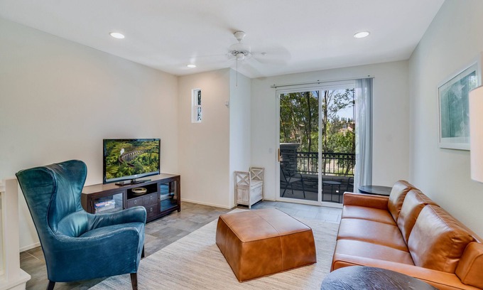 San Marcos House | 8 miles 2 beach, walk 2 town, beautiful San Elijo Hills, close 2 new Kaiser