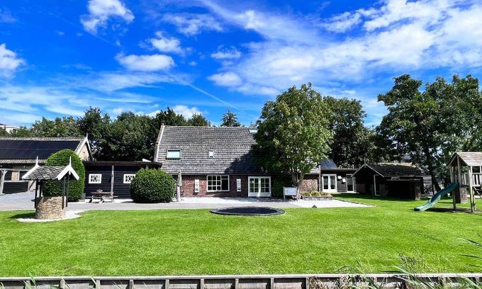 Streefkerk Bed & Breakfast | 80 m² Bed and breakfast ∙ 3 bedrooms ∙ 8 guests