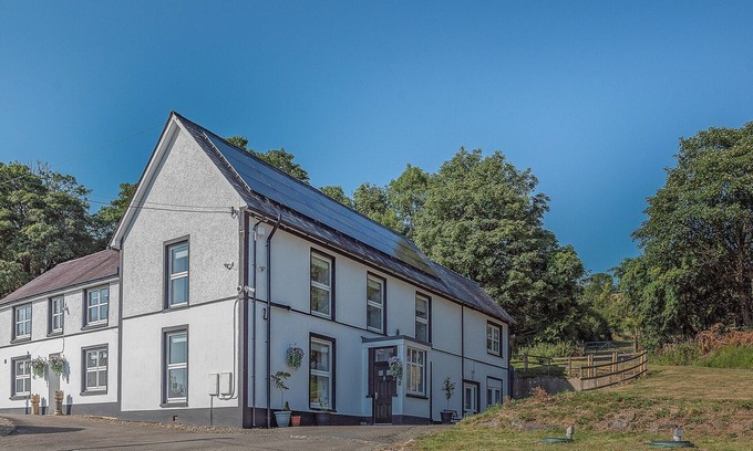 Llandysul Cottage | 9 bedroom accommodation in Llandysul