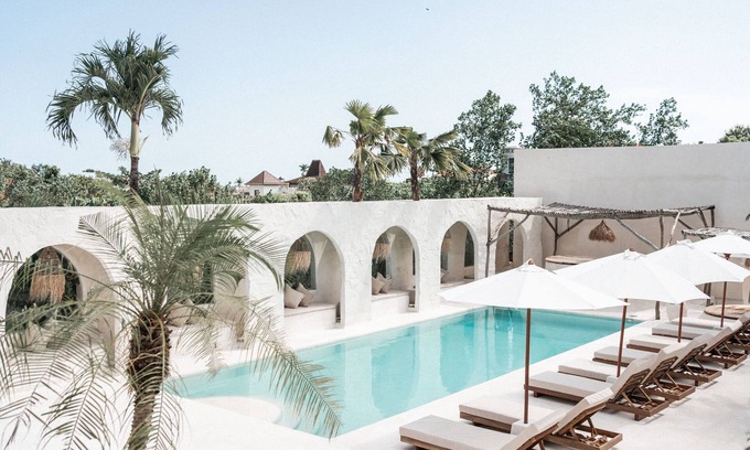Padonan Hotel | 9 Bedroom Hotel Sages with Private Pool