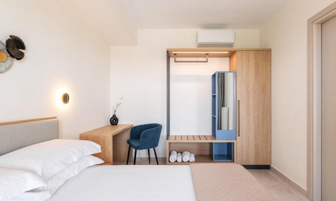 Perea Apartment | 9 DOORS