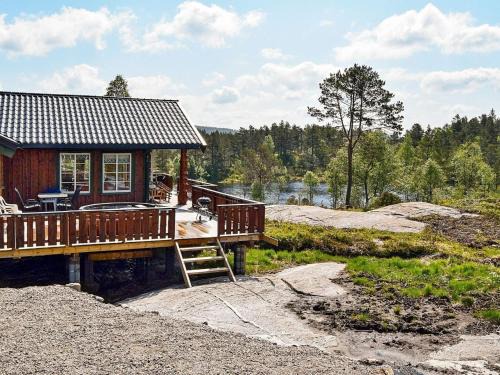 Marnardal House | 9 person holiday home in BJELLAND