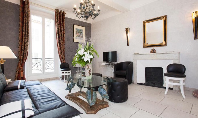 Le Suquet Apartment | 90 Rue Meynadier