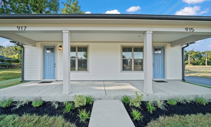 Downtown Memphis House | 915 & 917 Galloway