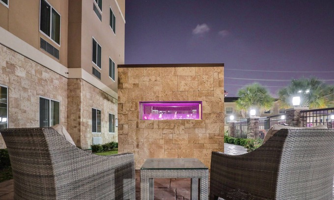 Chinatown Condo | 9901 United Dr