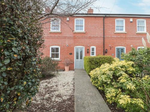 Christchurch House | 9A Wick Lane