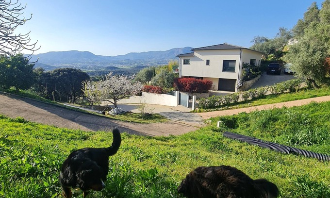 Bastelicaccia Apartment | A 10 mn des Plages, Appartement Tout Confort Dans Villa Très Calme