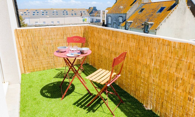 Saint-Guenole Apartment | A beautiful escape to Saint-Guénolé!