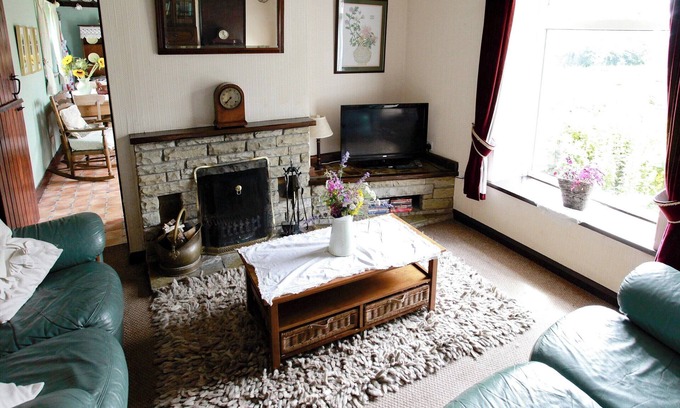 Staintondale Cottage | A cottage wing, with outstanding views.