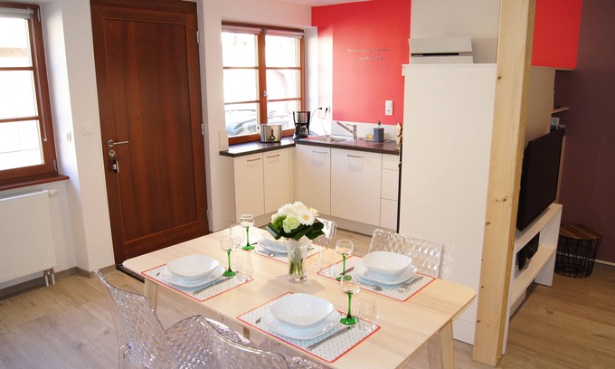 Rosheim Apartment | A cozy and comfortable cottage with a view of the Romanesque house