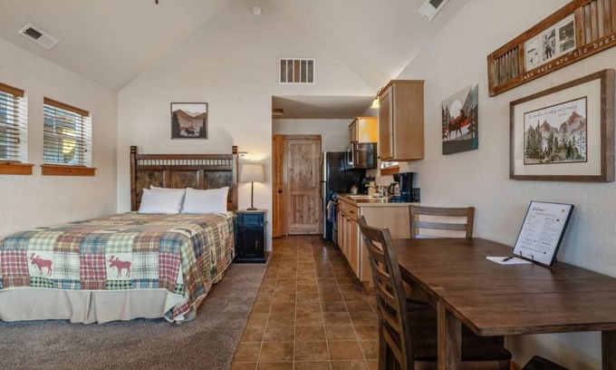 Dover Bay House | A cozy Dover Bay retreat near the lake - ideal for adventurers, paddlers, and anyone seeking a relaxing north Idaho escape!