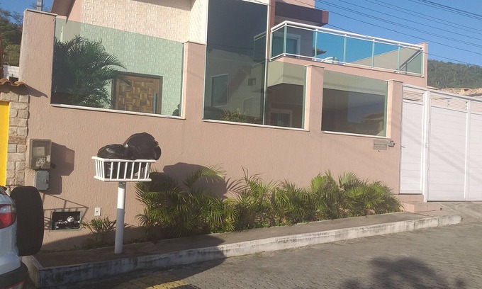 Sao Pedro da Aldeia House | A cozy place for your family to enjoy the vacations.