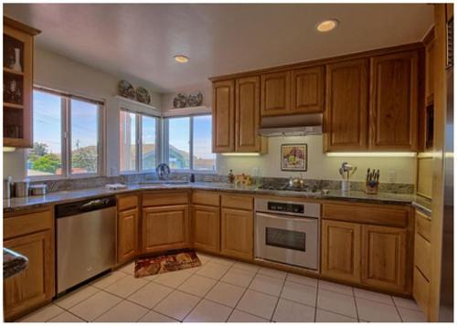 Marine Terrace House | A Dolphin Dreams