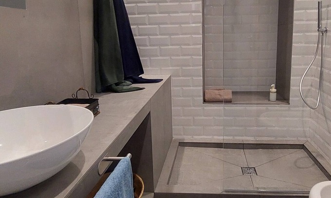 Quartieri Spagnoli Apartment | A due Passi dal Murales di Maradona nel Cuore dei Quartieri Spagnoli