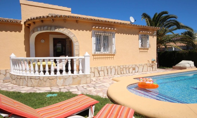 Els Poblets House | A few minutes from the beach of Els Poblets is our 2 bedroom villa
