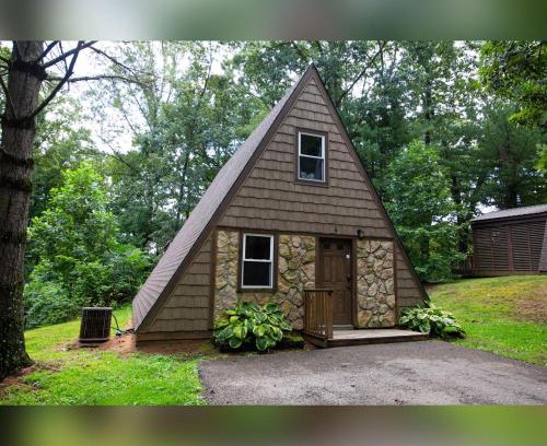 Logan House | A-Frame #04 - by The Chalets