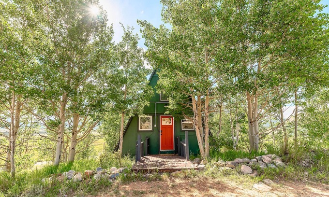 Michigan Hill Cabin | A-Frame Triangle Cabin - Hot tub - Panoramic Mountain Views