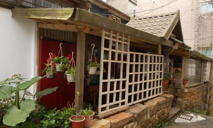 Ruifang Bed & Breakfast | A-HOME