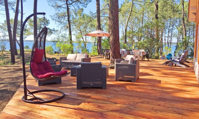 Lacanau House | A house on the water, Lacanau lake, the tip of Bernos