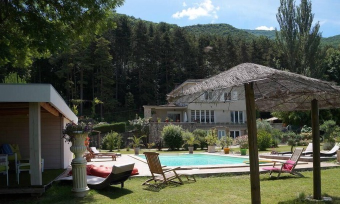 Hostun Bed & Breakfast | A L'orée du Bois - Chambres D'hôtes